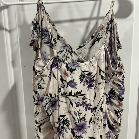 American Eagle Floral Ruffle Strappy Top - Picture 7 of 7